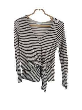 Everly Black cream Striped Peplum Long-Sleeve Top L tie waist V-neck casual